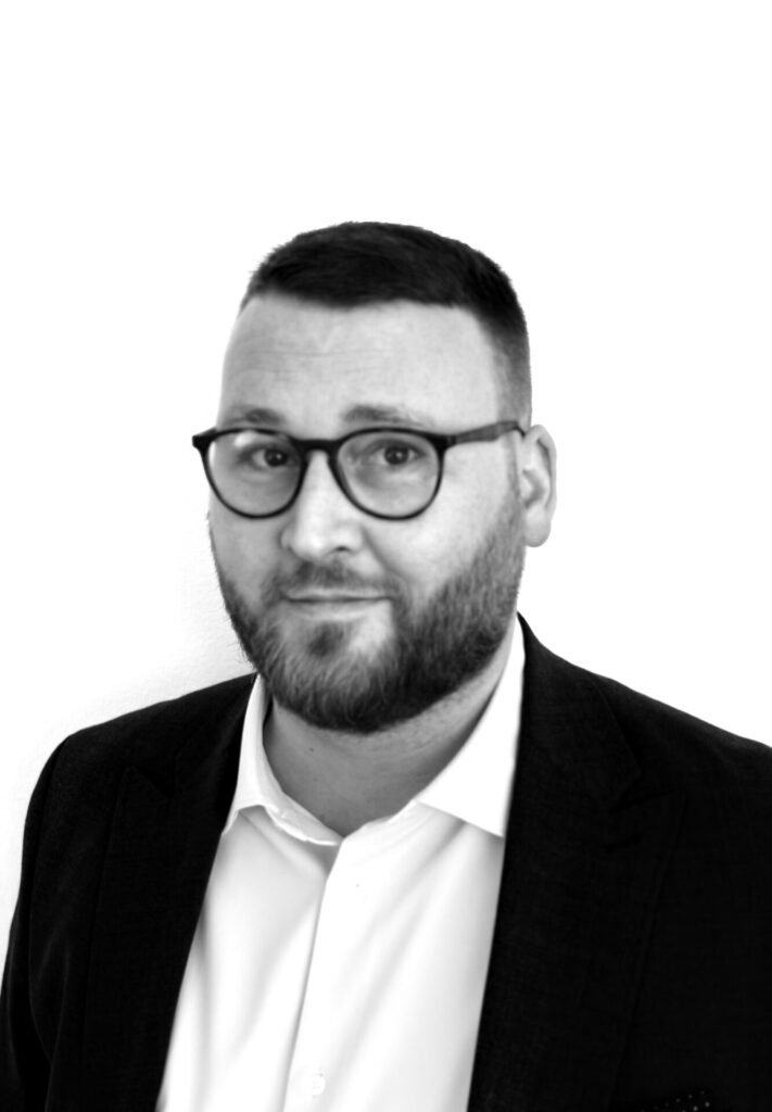 Michael Winther Skifter